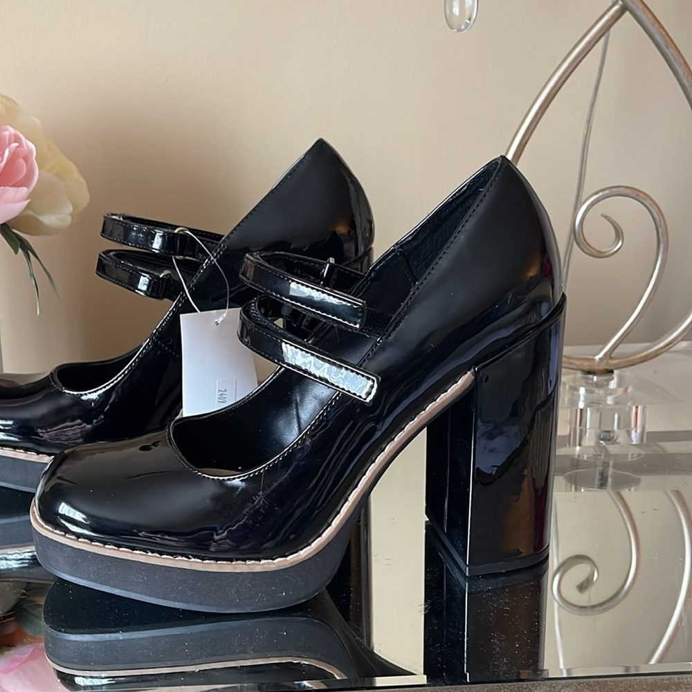 Steve Madden
Women's Twice Mary Jane Platform Pumps - Picture 3 of 11